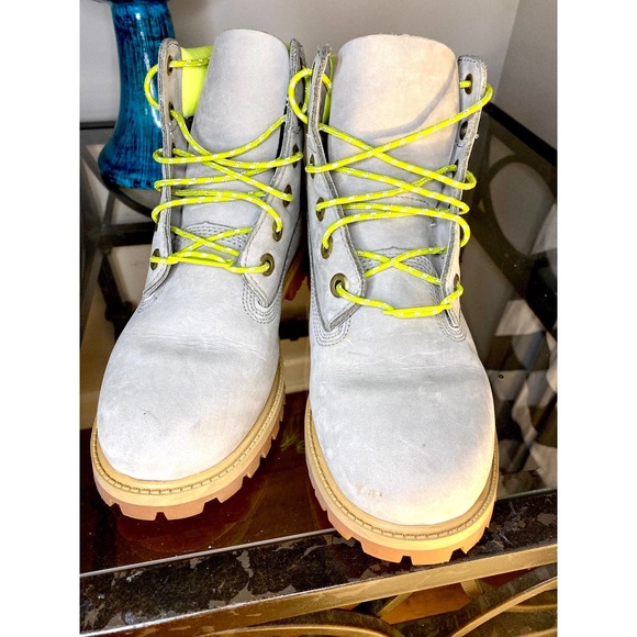 Safety Gray Timberlands| DTLR Exclusive Release ‘16. - Picture 4 of 5